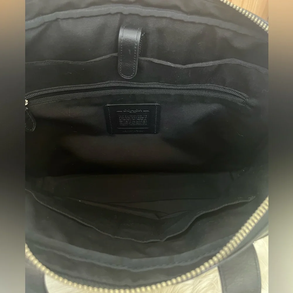 Coach Black Leather Men's Briefcase. Can be unisex.